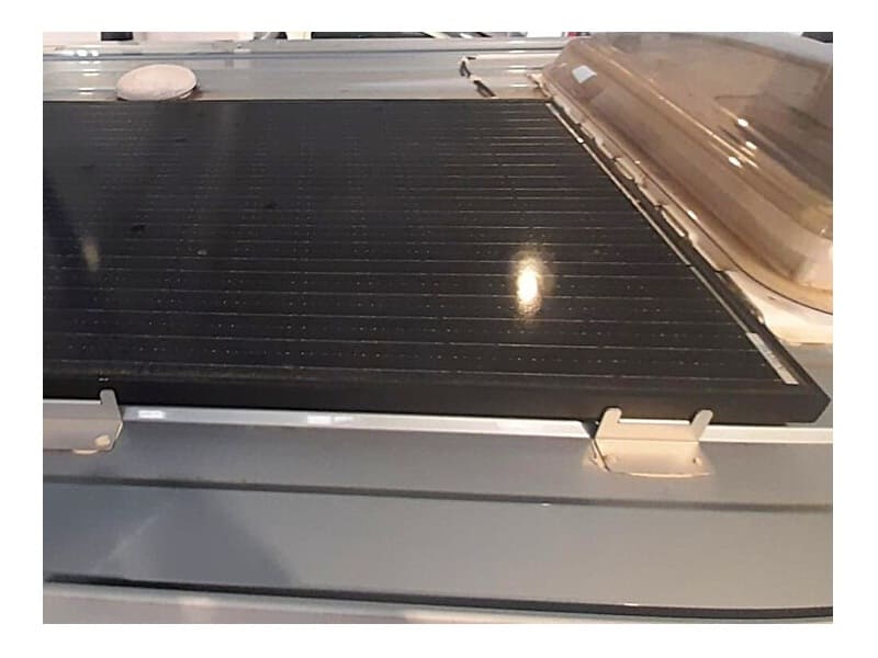 FOTO PLACA SOLAR CARAVANAS