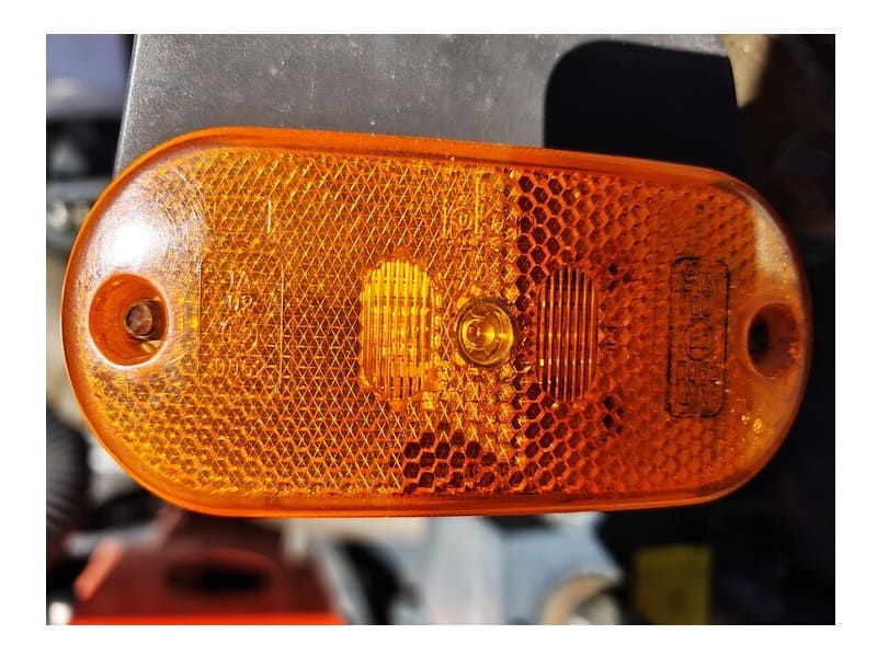 MARCAJE HOMOLOGACIÓN CATADIÓPTRICO LATERAL