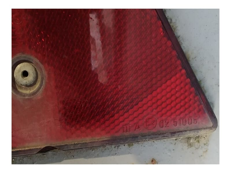 MARCAJE HOMOLOGACIÓN CATADIÓPTRICO TRIANGULAR